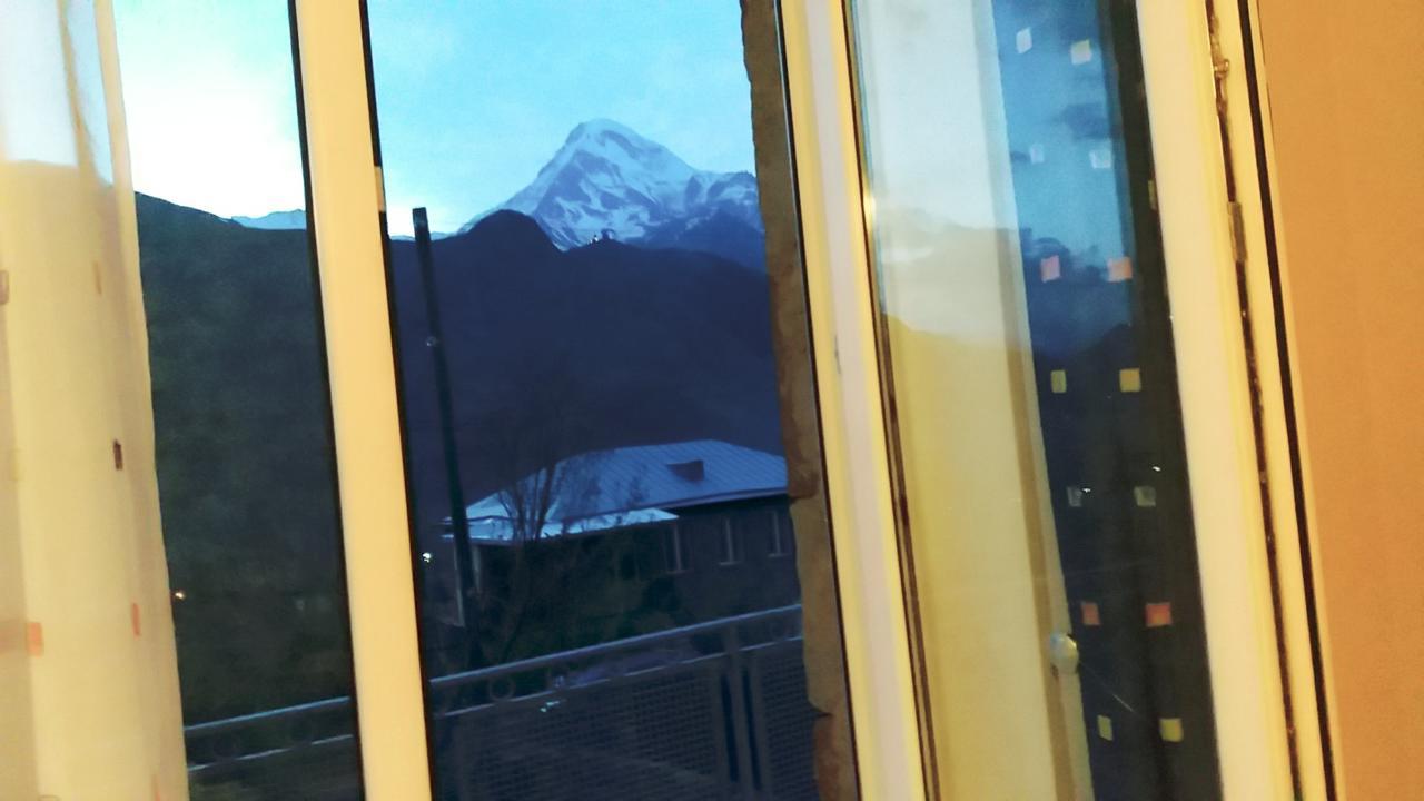 Guest House Sandro Казбеги Екстериор снимка