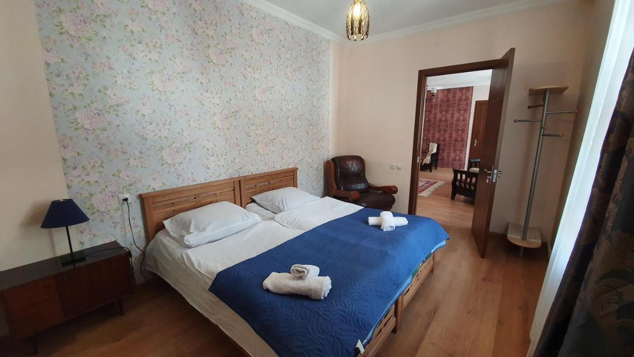 Guest House Sandro Казбеги Екстериор снимка