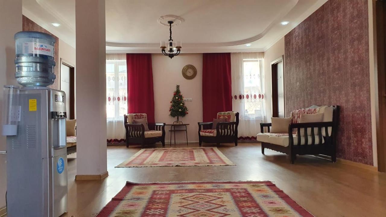 Guest House Sandro Казбеги Екстериор снимка