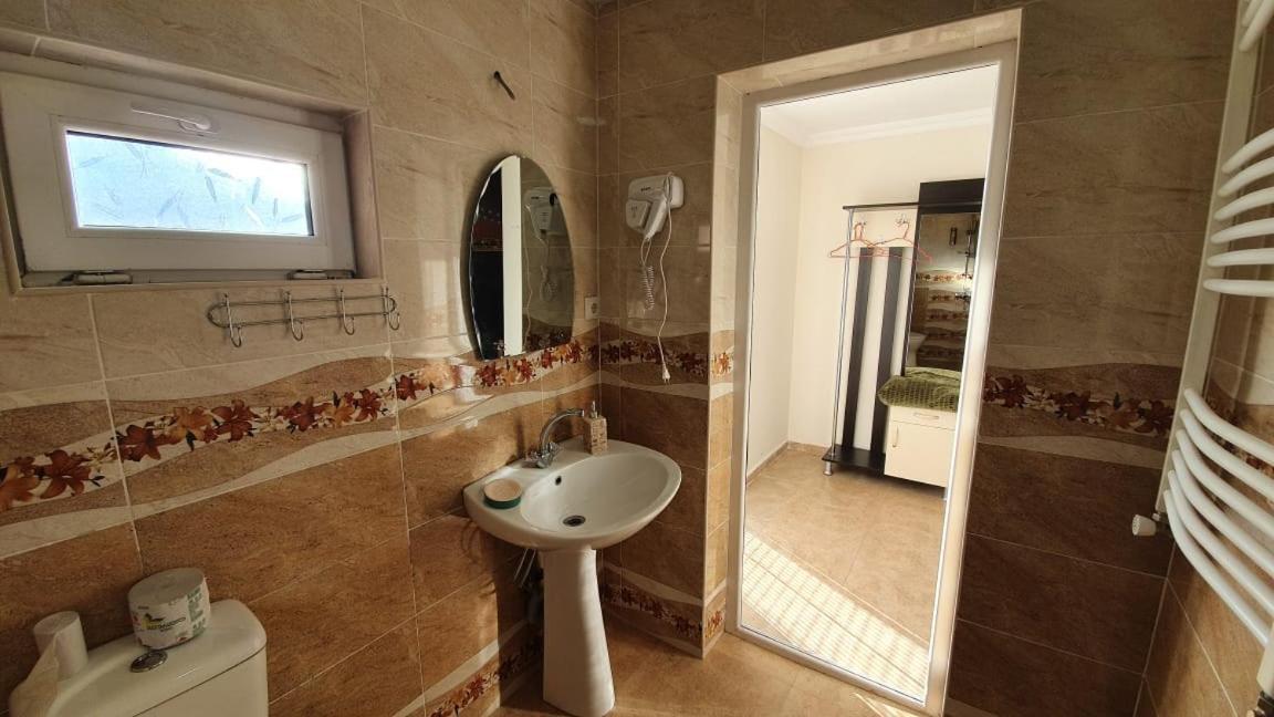 Guest House Sandro Казбеги Екстериор снимка