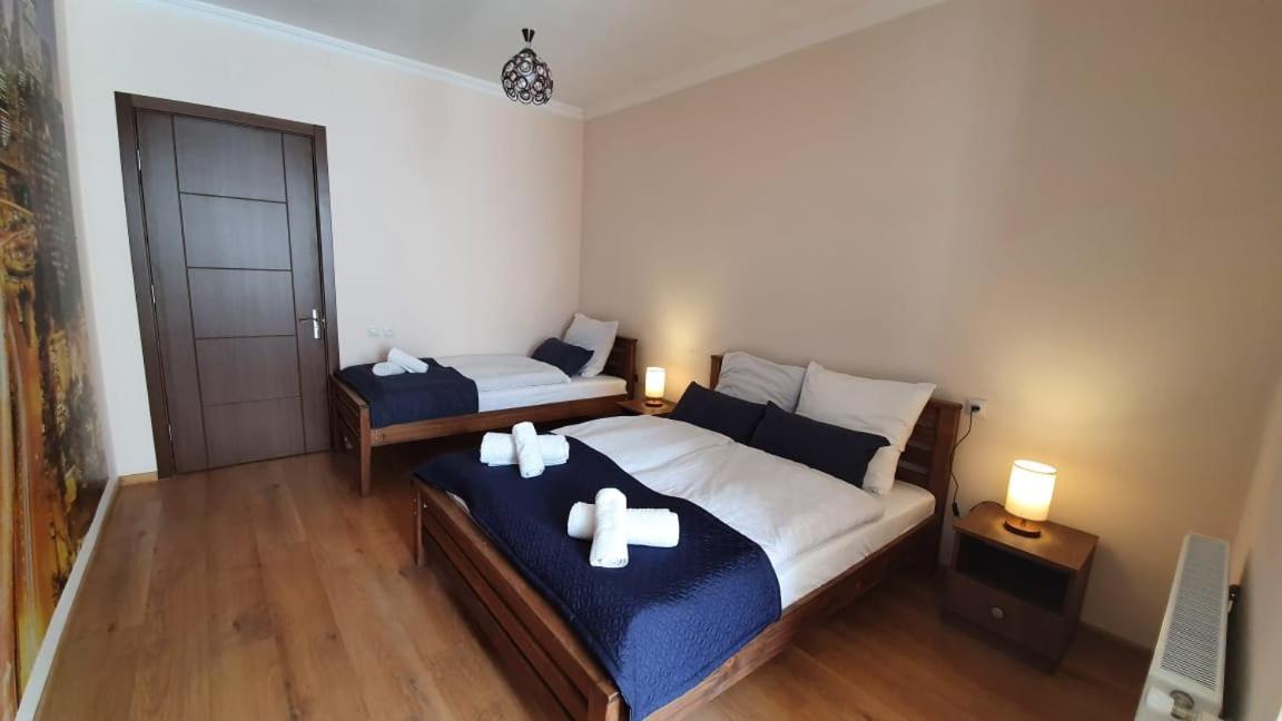 Guest House Sandro Казбеги Екстериор снимка