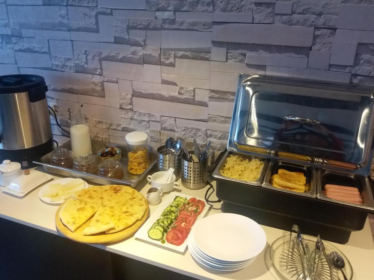 Guest House Sandro Казбеги Екстериор снимка